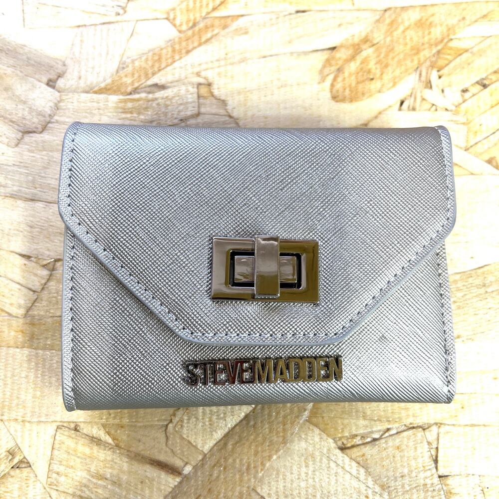 Steve Madden Trifold Silver Wallet With Silvertone Closure